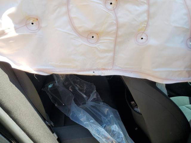 1G1ZD5ST2JF173381 - 2018 CHEVROLET MALIBU LT შავი ფოტო 10