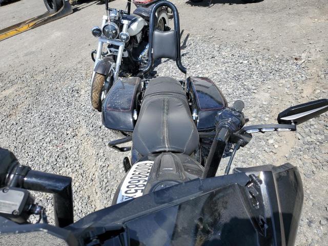 1HD1KB716RB616388 - 2024 HARLEY-DAVIDSON FLHX BLACK photo 5