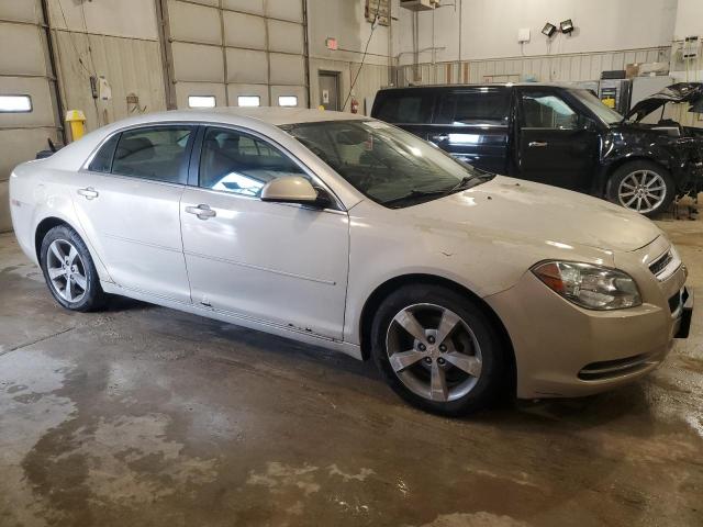 1G1ZJ57B79F201227 - 2009 CHEVROLET MALIBU 2LT GOLD photo 4