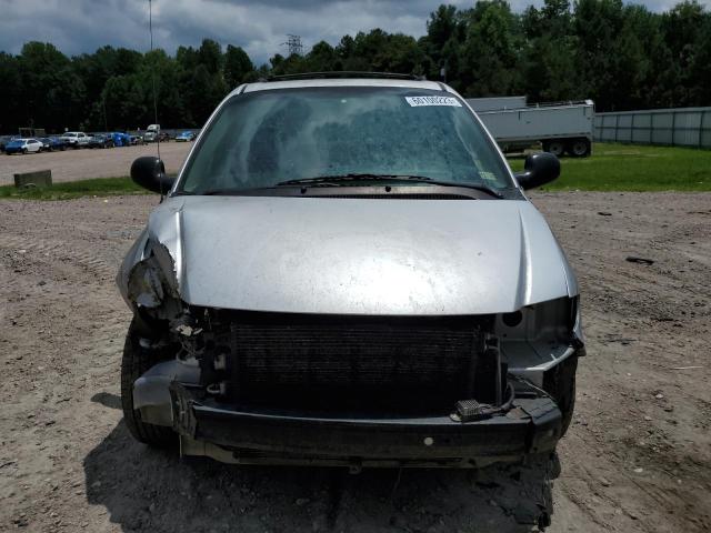 2C8GP54L85R407989 - 2005 CHRYSLER TOWN & COU TOURING 银色 照片 5