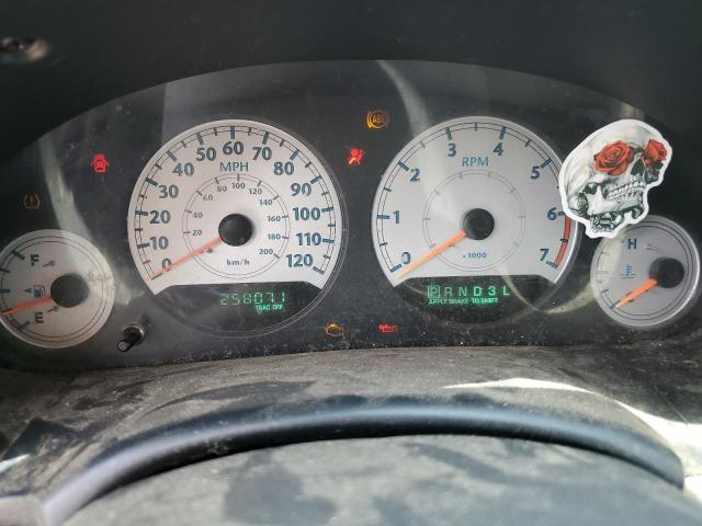 2C8GP54L85R407989 - 2005 CHRYSLER TOWN & COU TOURING 银色 照片 9