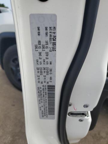 3C4NJCAB0JT272136 - 2018 JEEP COMPASS SPORT أبيض صورة 13