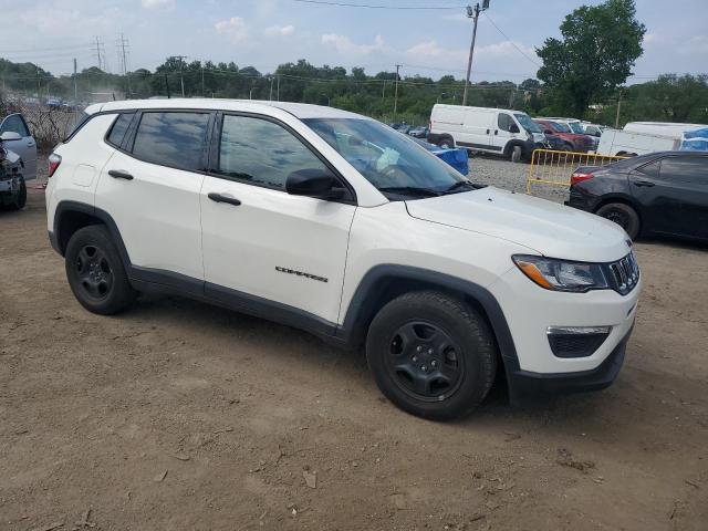 3C4NJCAB0JT272136 - 2018 JEEP COMPASS SPORT أبيض صورة 4