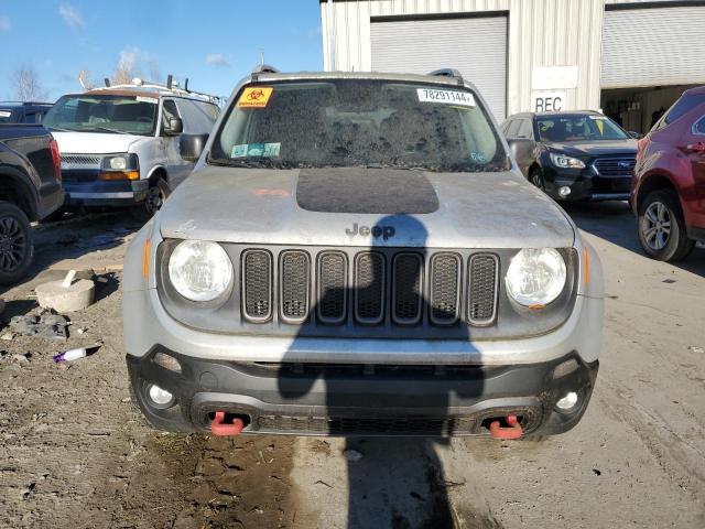 ZACCJBCT5FPB26921 - 2015 JEEP RENEGADE TRAILHAWK SILVER photo 5