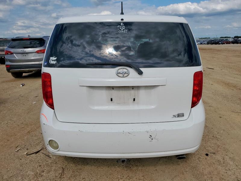 JTLKE50E581048574 - 2008 TOYOTA SCION XB WHITE photo 6