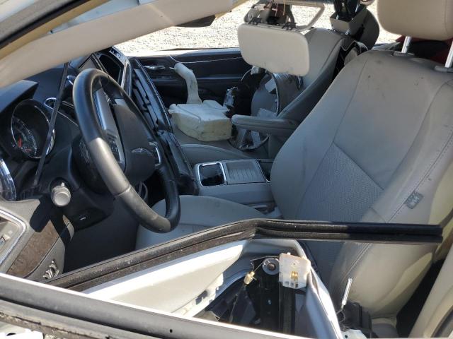 2A4RR8DG0BR611104 - 2011 CHRYSLER TOWN & COU TOURING L WHITE photo 7