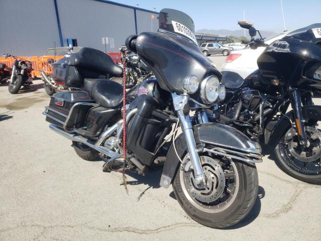 1HD1FCW366Y703861 - 2006 HARLEY-DAVIDSON FLHTCUI 黑色 照片 1