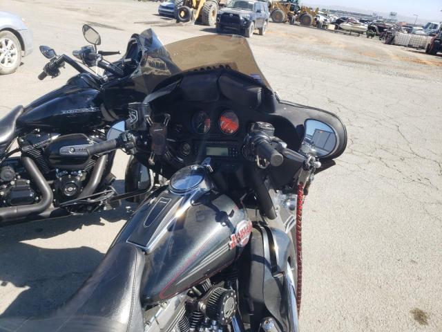 1HD1FCW366Y703861 - 2006 HARLEY-DAVIDSON FLHTCUI 黑色 照片 5