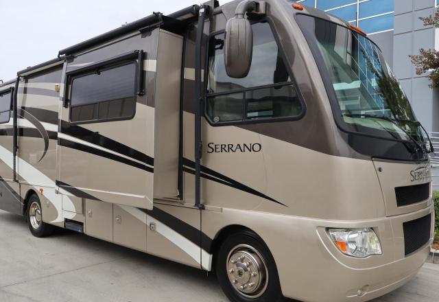 2009 WORKHORSE CUSTOM CHASSIS MOTORHOME W22, null
