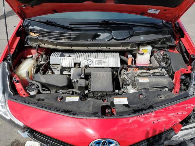 JTDZN3EU1HJ057979 - 2017 TOYOTA PRIUS V RED photo 11