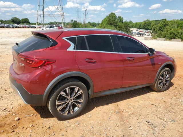SJKCH5CR8HA036910 - 2017 INFINITI QX30 BASE 红色 照片 3