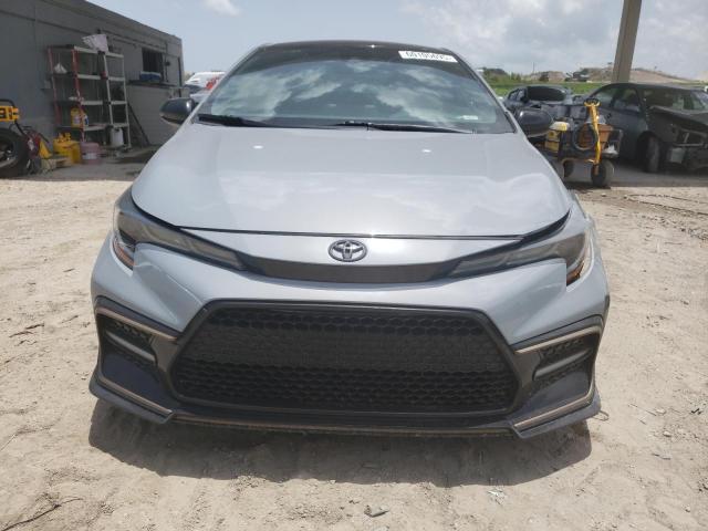 5YFS4MCEXMP087025 - 2021 TOYOTA COROLLA SE 灰色 照片 5