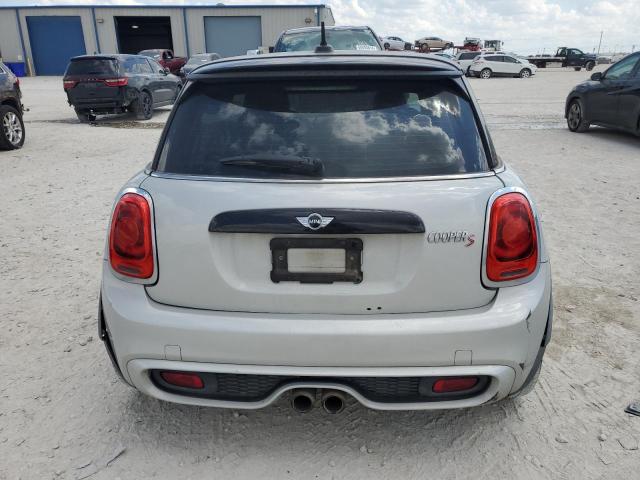 WMWXP7C51G2A42833 - 2016 MINI COOPER S SILVER photo 6