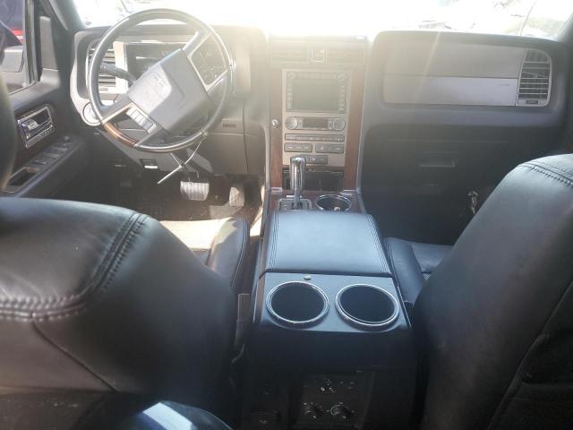5LMJJ2J54EEL06824 - 2014 LINCOLN NAVIGATOR BLACK photo 8