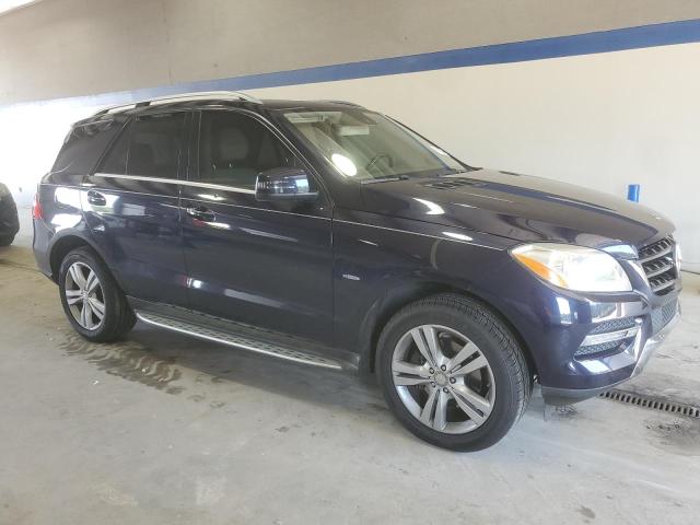 4JGDA5HB2CA015630 - 2012 MERCEDES-BENZ ML 350 4MATIC BLUE photo 4