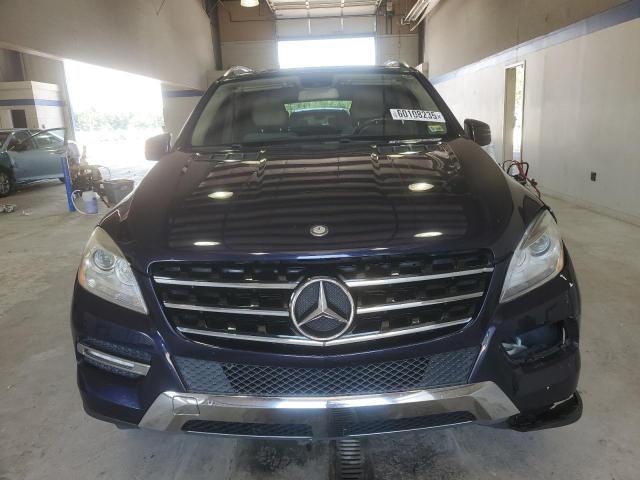 4JGDA5HB2CA015630 - 2012 MERCEDES-BENZ ML 350 4MATIC BLUE photo 5