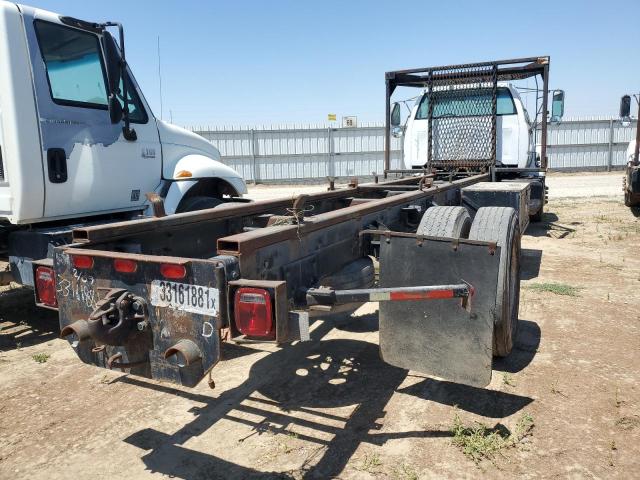 1GDJ7H1E42J505928 - 2002 GMC C-SERIES C7H042 WHITE photo 4