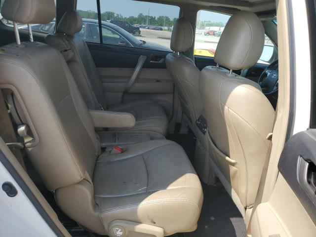 5TDZK3EH4DS134515 - 2013 TOYOTA HIGHLANDER BASE أبيض صورة 11