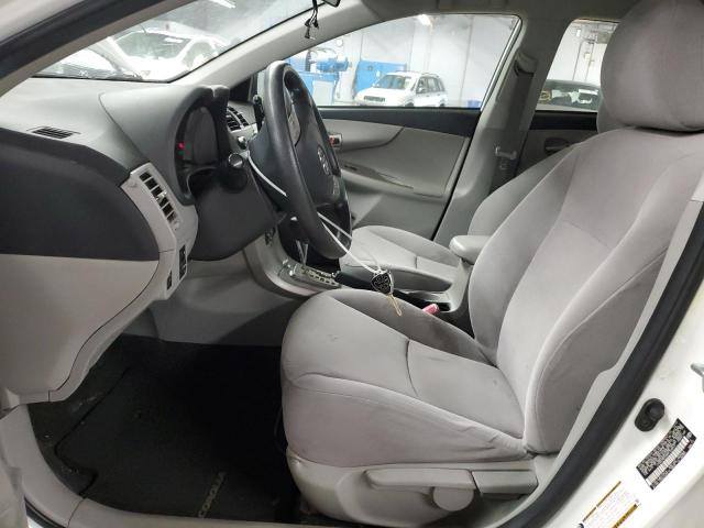 JTDBU4EE6B9124913 - 2011 TOYOTA COROLLA BASE Blanco foto 7