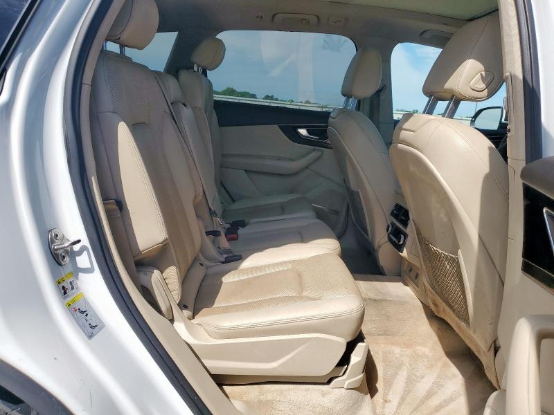 WA1VAAF72JD048715 - 2018 AUDI Q7 PRESTIGE WHITE photo 11