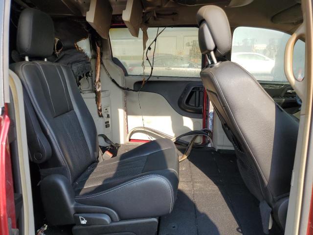 2C4RC1CG2ER425603 - 2014 CHRYSLER TOWN & COU TOURING L RED photo 11