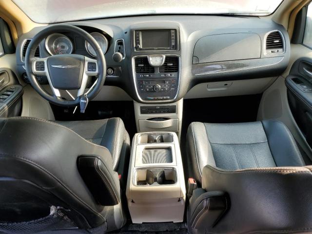 2C4RC1CG2ER425603 - 2014 CHRYSLER TOWN & COU TOURING L RED photo 8