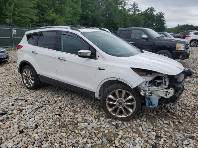 1FMCU9G91GUB42737 - 2016 FORD ESCAPE SE WHITE photo 4