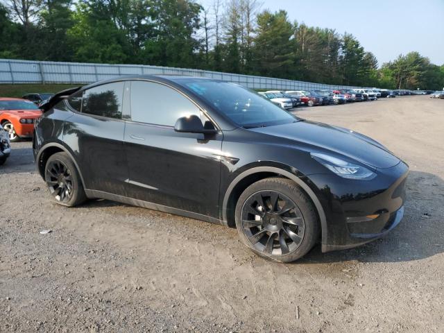 7SAYGDEE7PA059259 - 2023 TESLA MODEL Y Czarny zdjęcie 4