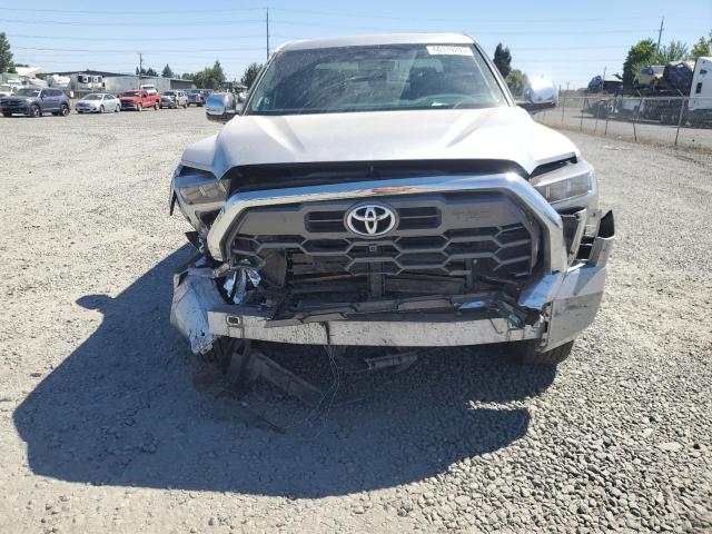 5TFMA5DB7PX060012 - 2023 TOYOTA TUNDRA CREWMAX PLATINUM Gümüş foto 5