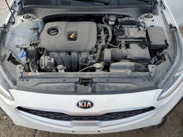 3KPF24AD7ME376995 - 2021 KIA FORTE FE WHITE photo 11