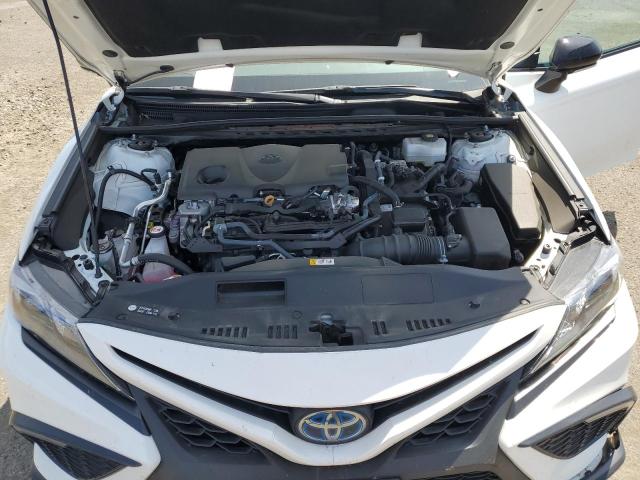 4T1T31AK9RU065179 - 2024 TOYOTA CAMRY SE NIGHT SHADE WHITE photo 11