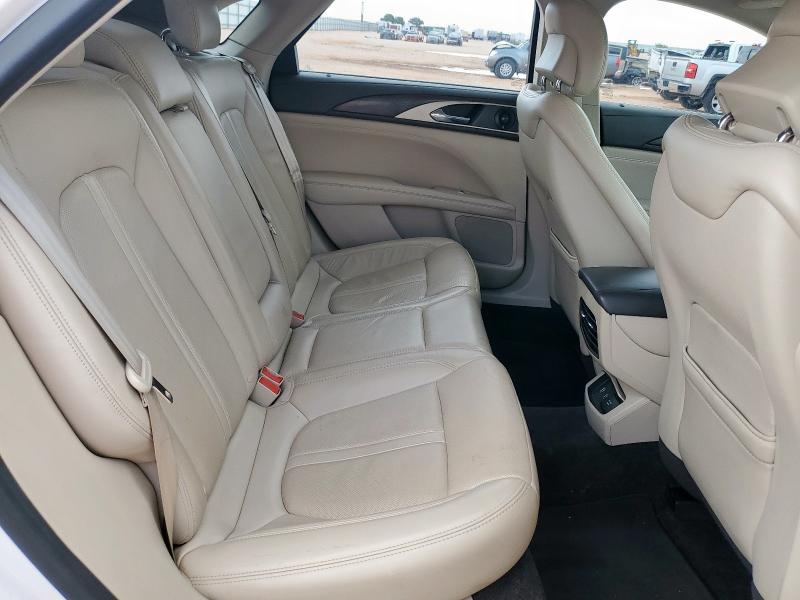 3LN6L5E90JR621175 - 2018 LINCOLN MKZ RESERVE თეთრი ფოტო 10