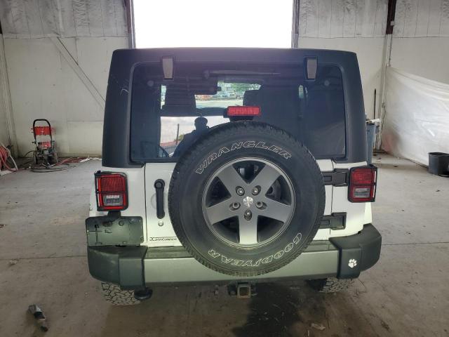 1C4HJWDG0CL289541 - 2012 JEEP WRANGLER U SPORT Білий фото 6