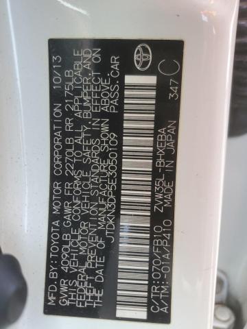 JTDKN3DP5E3050109 - 2014 TOYOTA PRIUS PLUG Белый фото 12