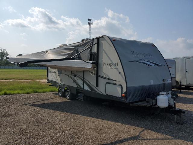 4YDT24028GT410616 - 2016 KEYSTONE PASSPORT WHITE photo 1