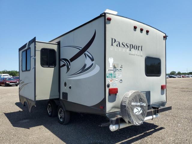 4YDT24028GT410616 - 2016 KEYSTONE PASSPORT WHITE photo 3