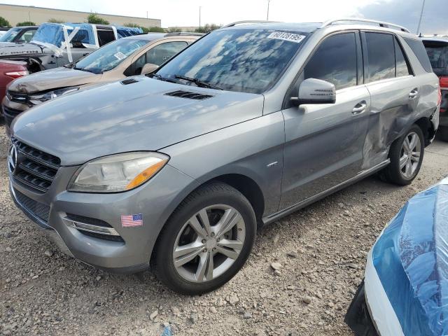 4JGDA5HB3CA009092 - 2012 MERCEDES-BENZ ML 350 4MATIC SILVER photo 2