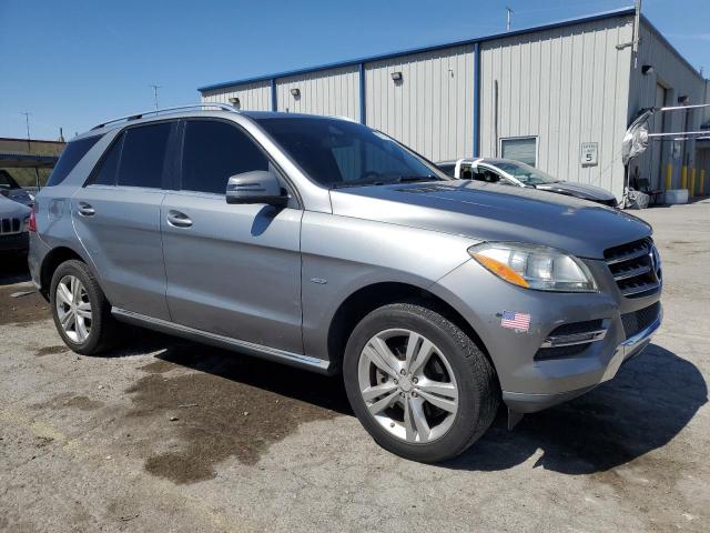 4JGDA5HB3CA009092 - 2012 MERCEDES-BENZ ML 350 4MATIC SILVER photo 4