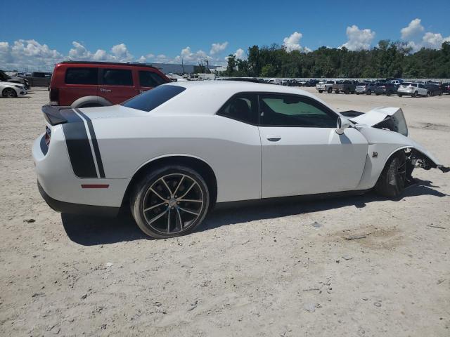 2C3CDZFJXFH877822 - 2015 DODGE CHALLENGER R/T SCAT PACK WHITE photo 3