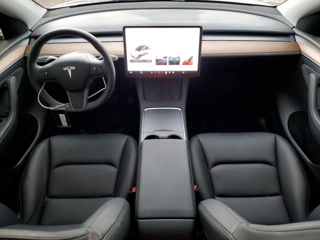 7SAYGAEEXSF303786 - 2025 TESLA MODEL Y SILVER photo 8