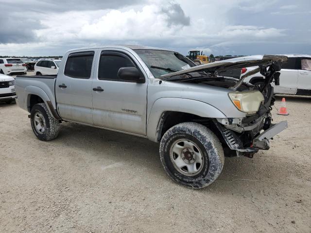 5TFJU4GN7CX019822 - 2012 TOYOTA TACOMA DOUBLE CAB PRERUNNER SILVER photo 4