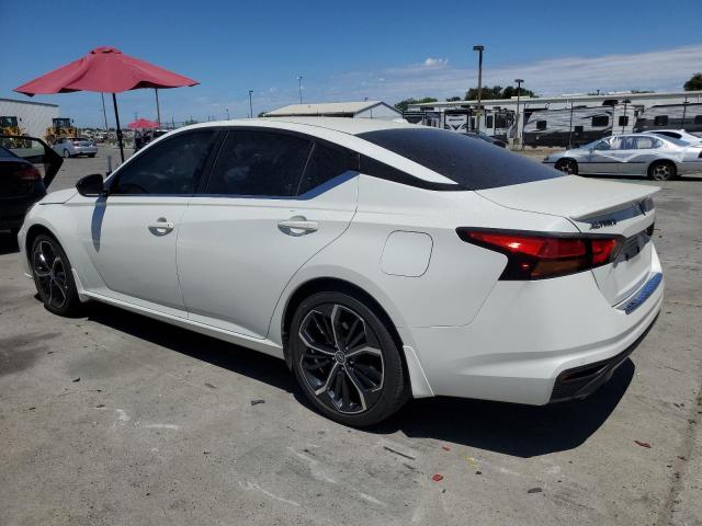 1N4BL4CV3PN359568 - 2023 NISSAN ALTIMA SR WHITE photo 2