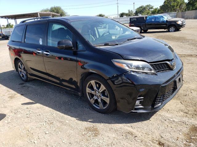 5TDXZ3DC1JS961229 - 2018 TOYOTA SIENNA SE BLACK photo 4