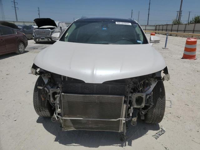 2LMPJ6LR7HBL53970 - 2017 LINCOLN MKX RESERVE أبيض صورة 5