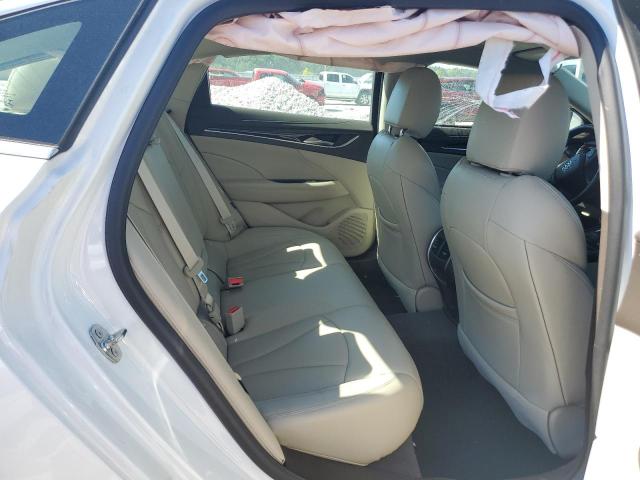 1G4ZP5SS3HU211126 - 2017 BUICK LACROSSE ESSENCE თეთრი ფოტო 10