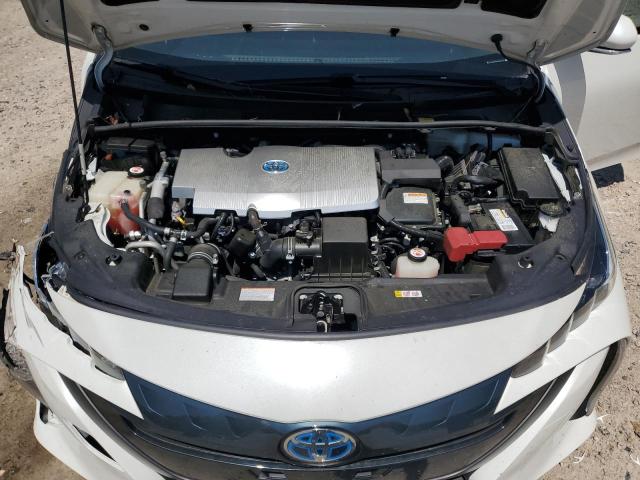 JTDKARFP9H3045608 - 2017 TOYOTA PRIUS PRIM WHITE photo 11