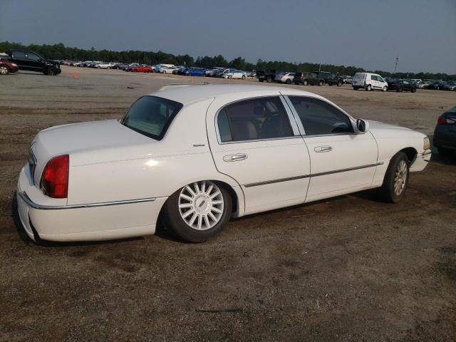 1LNHM81W15Y649139 - 2005 LINCOLN TOWN CAR SIGNATURE WHITE photo 3