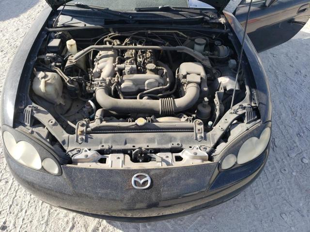 JM1NB353X30313548 - 2003 MAZDA MX-5 MIATA BASE BLACK photo 11