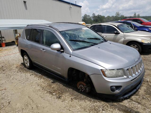 1C4NJCEA8GD619759 - 2016 JEEP COMPASS LATITUDE GRAY photo 4