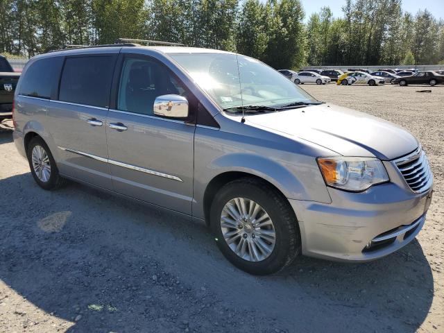 2C4RC1CG3DR808528 - 2013 CHRYSLER TOWN & COU TOURING L SILVER photo 4